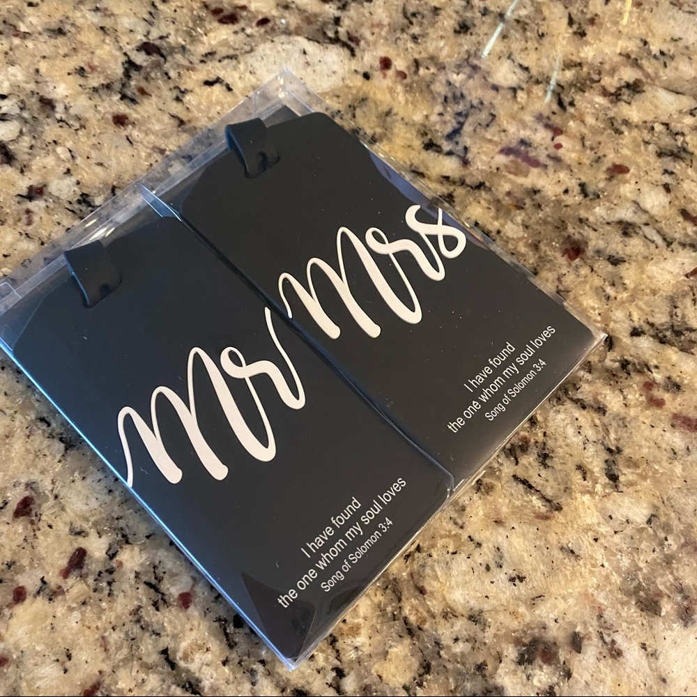 Mr & Mrs Luggage Tags